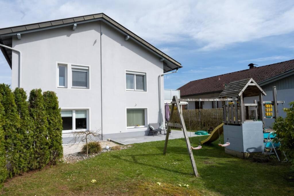 Schoenes Ferienhaus Mit Garten Portschach am Woerthersee Exterior foto